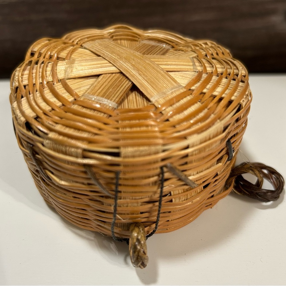 Rustic Miniature Trinket Basket with Lid